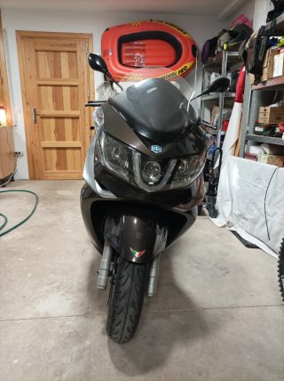 Piaggio X10 350cc