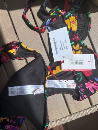 Bikini Admas floral negro multicolor