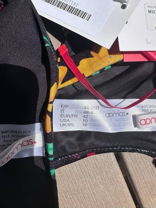 Bikini Admas floral negro multicolor