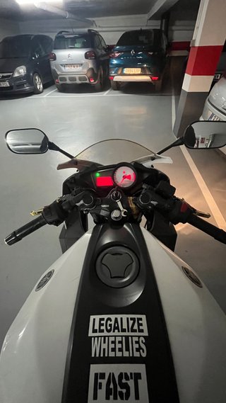 Yamaha YZF 125 R