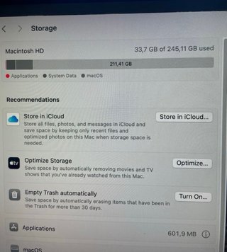 Mac mini M2 2023 + teclado y raton + soporte