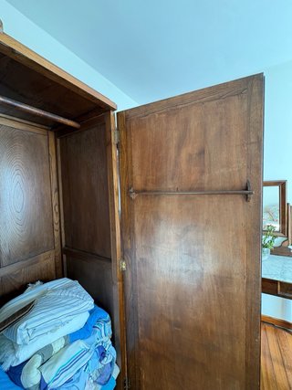 Armario madera maciza