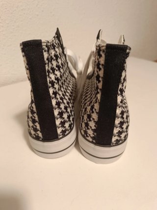 Zapatillas de mujer tipo converse con cuadros