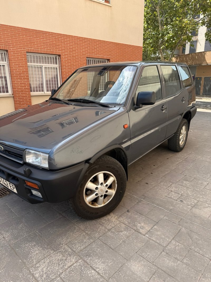Nissan Terrano II 1994 - foto 1