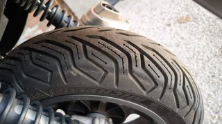 Kymco Xciting 500R Gris