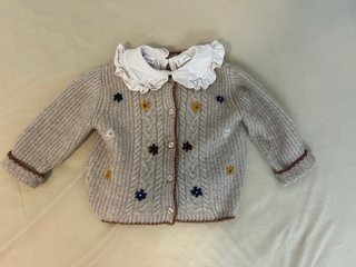 Lote 2 Camisetas con cuello volantes. 2 años