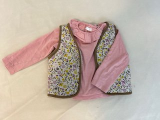 Lote 2 Camisetas con cuello volantes. 2 años