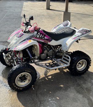 Quad Suzuki LTZ 400 Blanco/Rosa