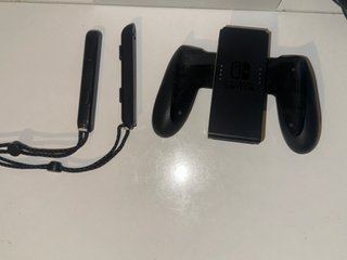 Nintendo Switch OLED + 2 Juegos + SD + funda