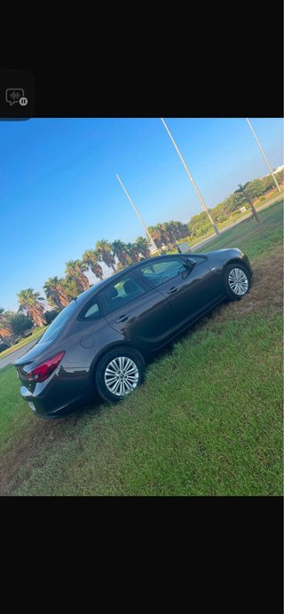 Opel Astra 2013