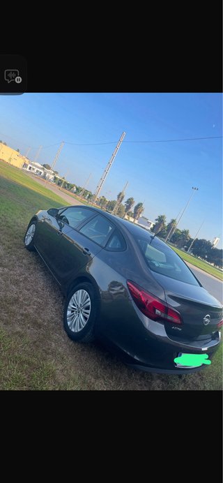 Opel Astra 2013