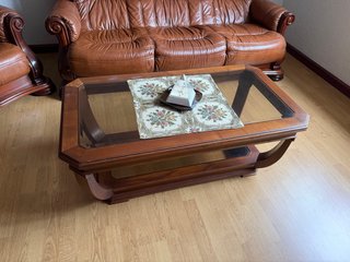 Mesa de centro madera nogal y cristal