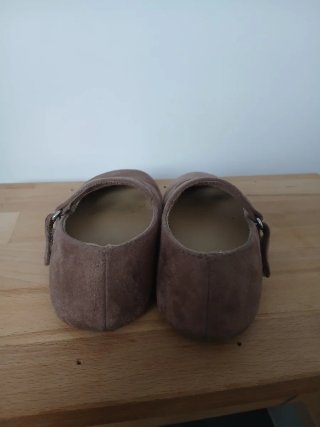 Merceditas barefoot T.27