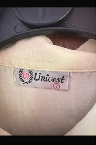 Camisa Univest Bege Tamanho 7