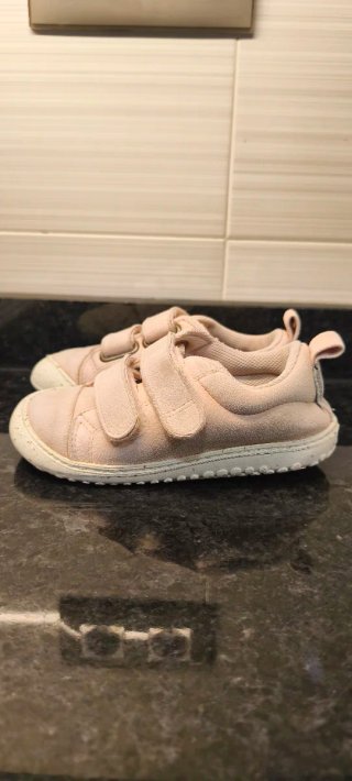 Zapatillas rosas Zapato Feroz Talla 27