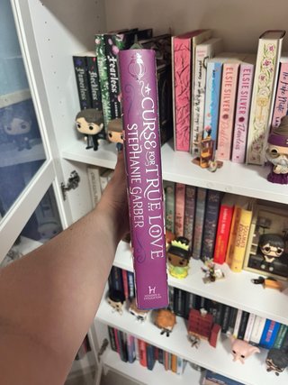 Nuevo. A curse for true love Fairyloot