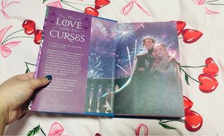 Nuevo. A curse for true love Fairyloot