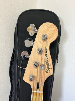 Squier Jazz Bass Vintage Modified + funda
