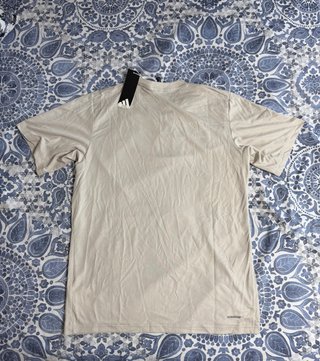 Camiseta entrenamiento de Adidas essentials