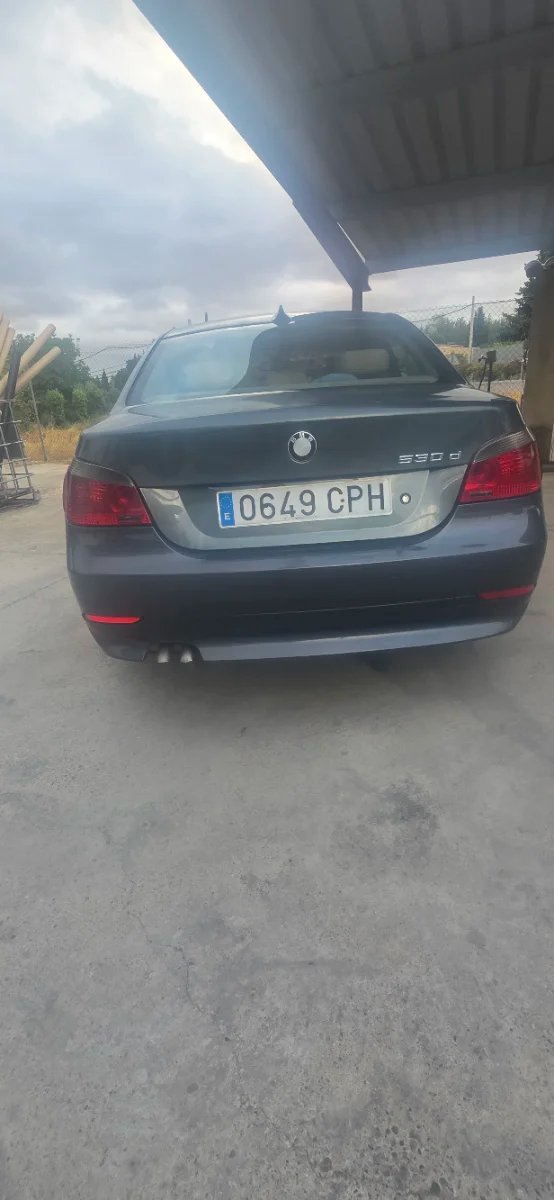 BMW Serie 5 2003 - foto 1
