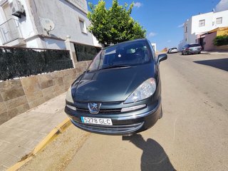 Peugeot 807 2010