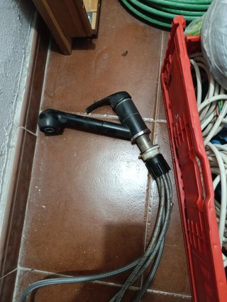Grifo extensible cocina negro