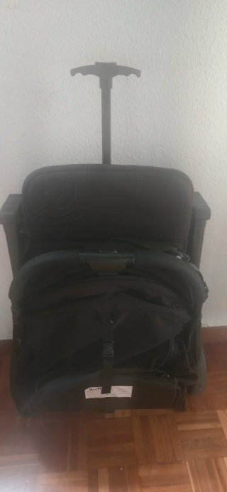 Silla de paseo KUBIC negra