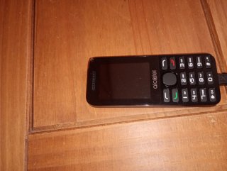 Alcatel 2038X Negro Nuevo Sin Uso