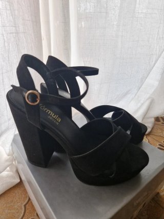 Sandalias Formula Joven Tacón Ancho Negro