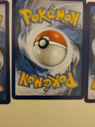 12 Cartas Pokémon Variadas