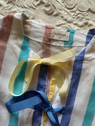 Blusa Rita Von Rayas Lazos