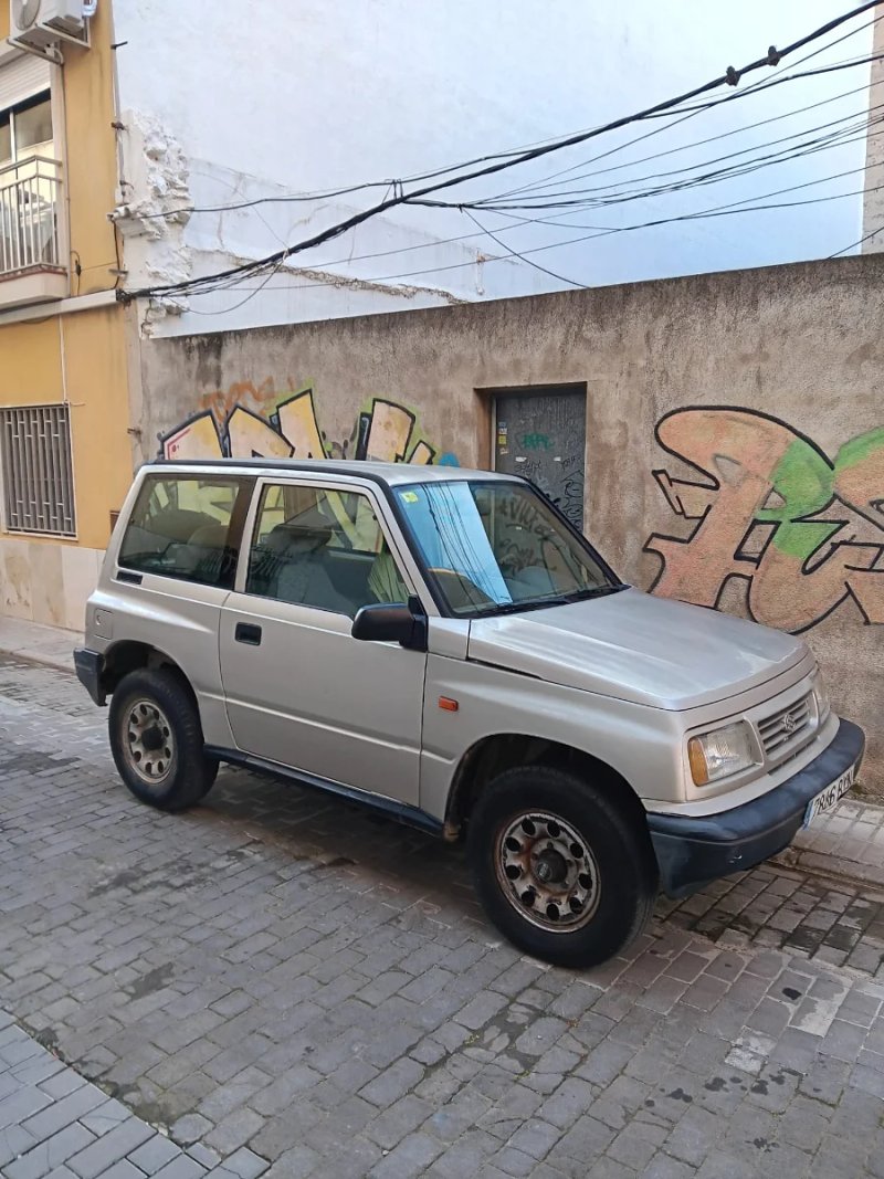 Suzuki Vitara 2002 - foto 1