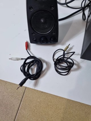 Altavoces 2.1 Logitech THX Z623