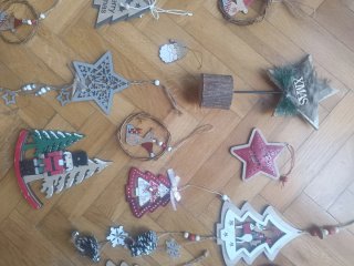Lote 22 adornos navideños de madera
