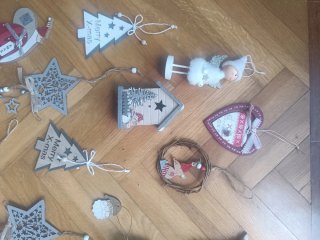 Lote 22 adornos navideños de madera