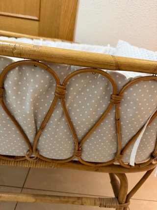 Minicuna de caña con vestiduras