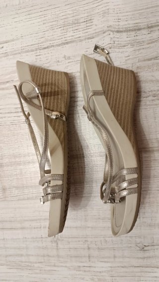 Sandalias cuña Geox talla 38