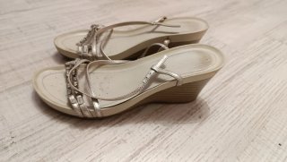 Sandalias cuña Geox talla 38
