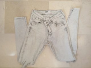 Pantalones vaqueros blancos rotos hombre