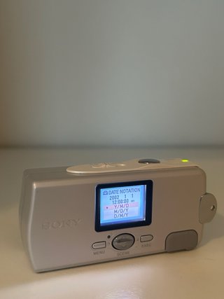Cámara Sony Cyber-shot U Plata