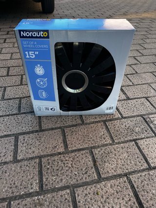 Tapacubos negros (Set de 3) 15”