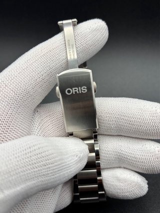 Oris Aquis esfera burdeos sin estrenar