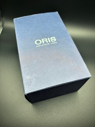 Oris Aquis esfera burdeos sin estrenar