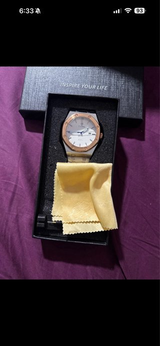 Reloj Tiong Elegante Oro y Plata