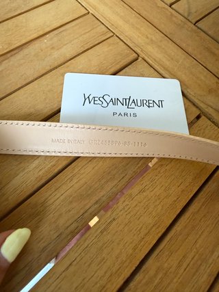 YSL CASSANDRE CINTURÓN