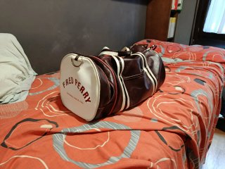 Bolsa Deporte Fred Perry Blanca y Marrón