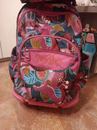 Mochila Totto y neceser a juego
