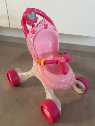 Andador para niña rosa