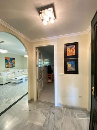 Piso en alquiler en La Dama de Noche-La Alzambra en Marbella