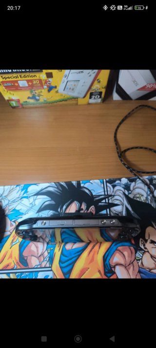 PlayStation Vita OLED con cavo di ricarica